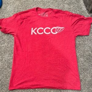 Red Wings The Chive Graphic Tee